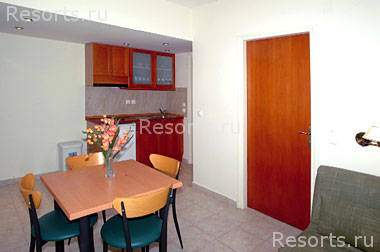 Mary Hotel 4